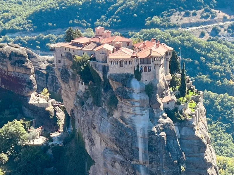 Μοναστήρια στα Μετέωρα