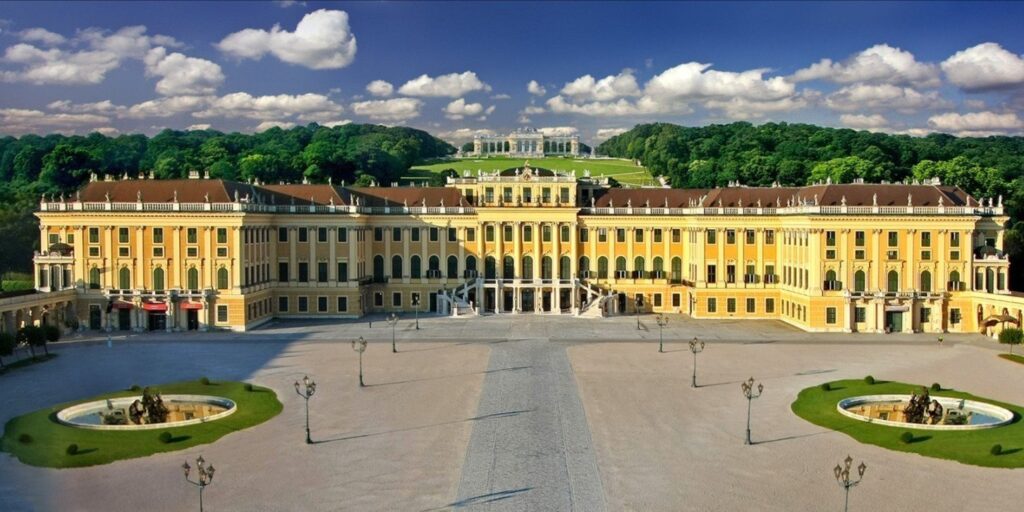 vienna-schoenbrunn-palace