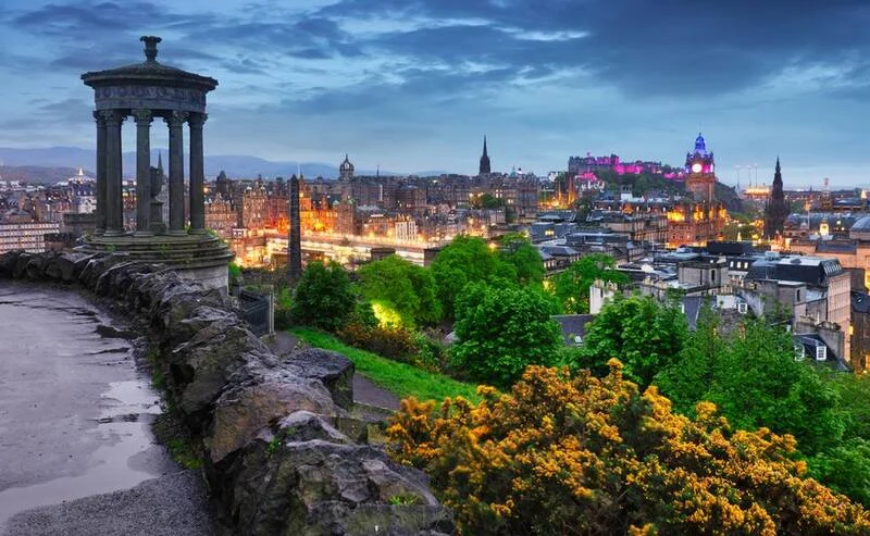Λόφος Calton Hill Εδινβούργο