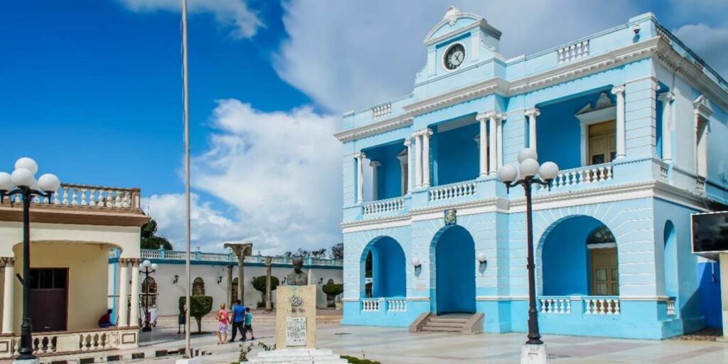 Las-Tuna-cuba