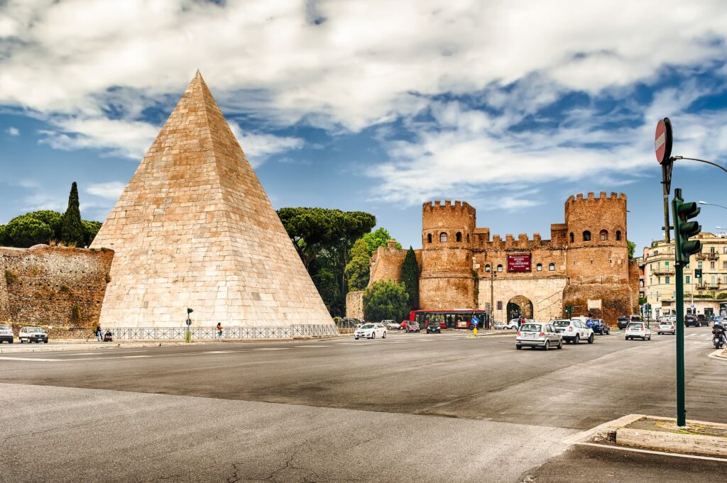 Πυραμίδα του Γάιου Κέστιου (Piramide Cestia)