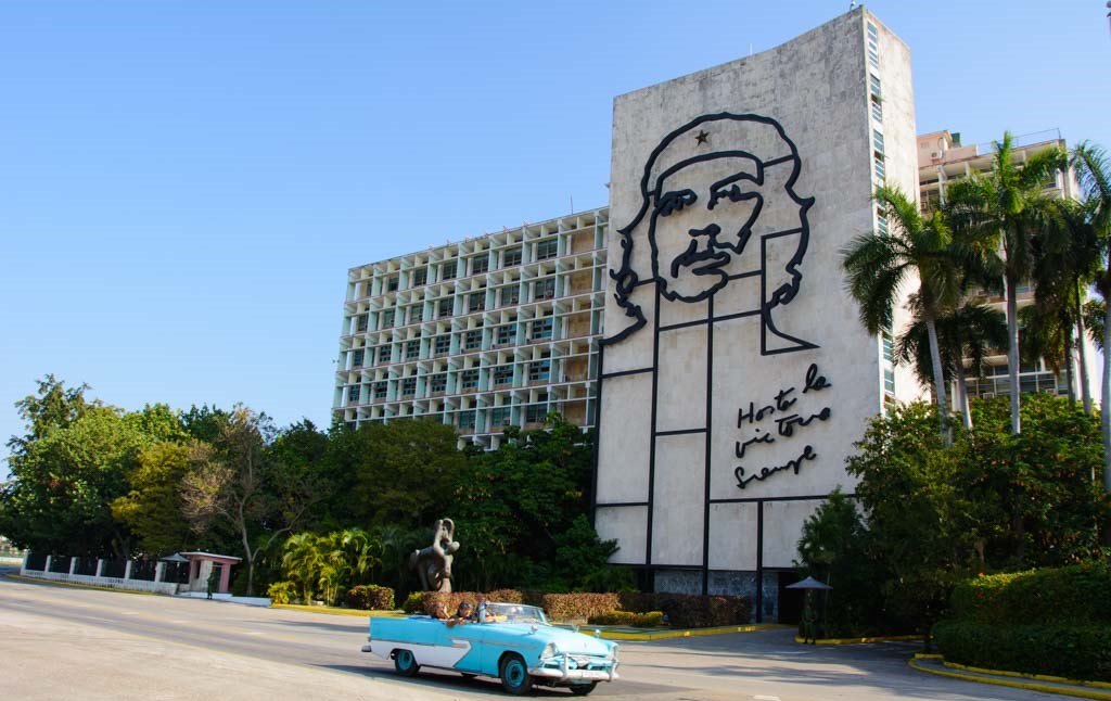 plaza-de-la-revolucion-havana