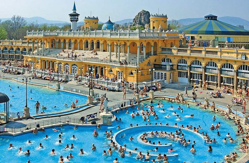 Ιαματικά Λουτρά Széchenyi