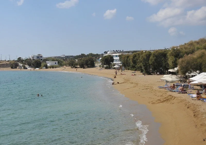 Παραλία Λογαράς Πάρος