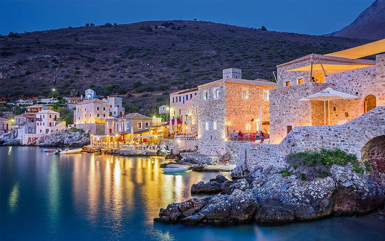 Μάνη Λιμένι Νύχτα