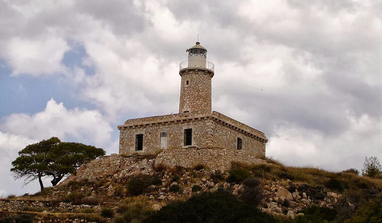 Πέτρινος Φάρος Σαλαμίνα
