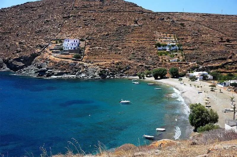 Παραλία Καλό Λιβάδι Κύθνος