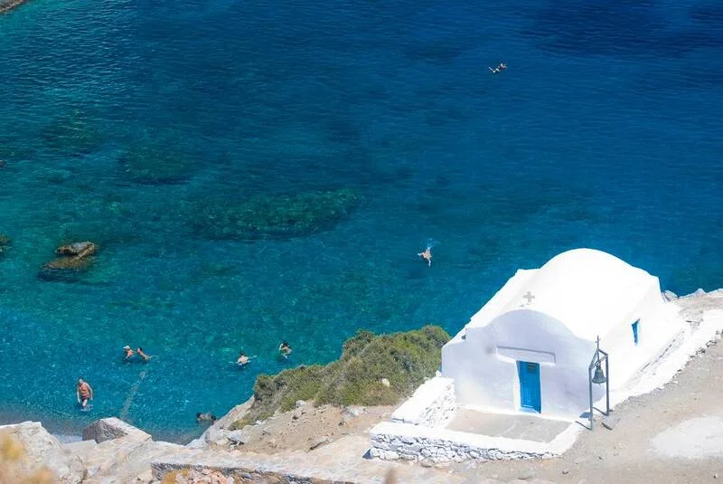 Παραλία Αγία Άννα Αμοργός
