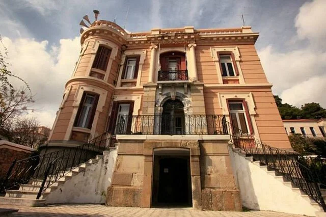 Αρχοντικά στην πόλη της Μυτιλήνης