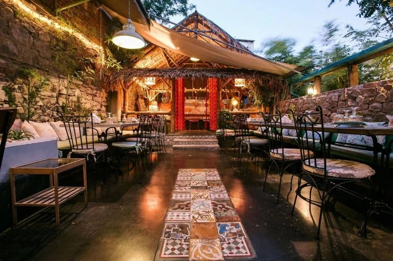 Akamatra Λάρισα