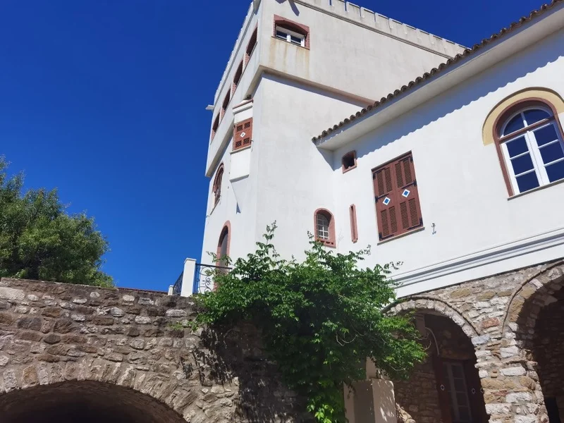 Πύργος Μπότσαρη Ναύπακτος
