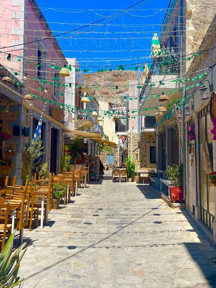 Γραφικό σοκάκι στην Κάλυμνο