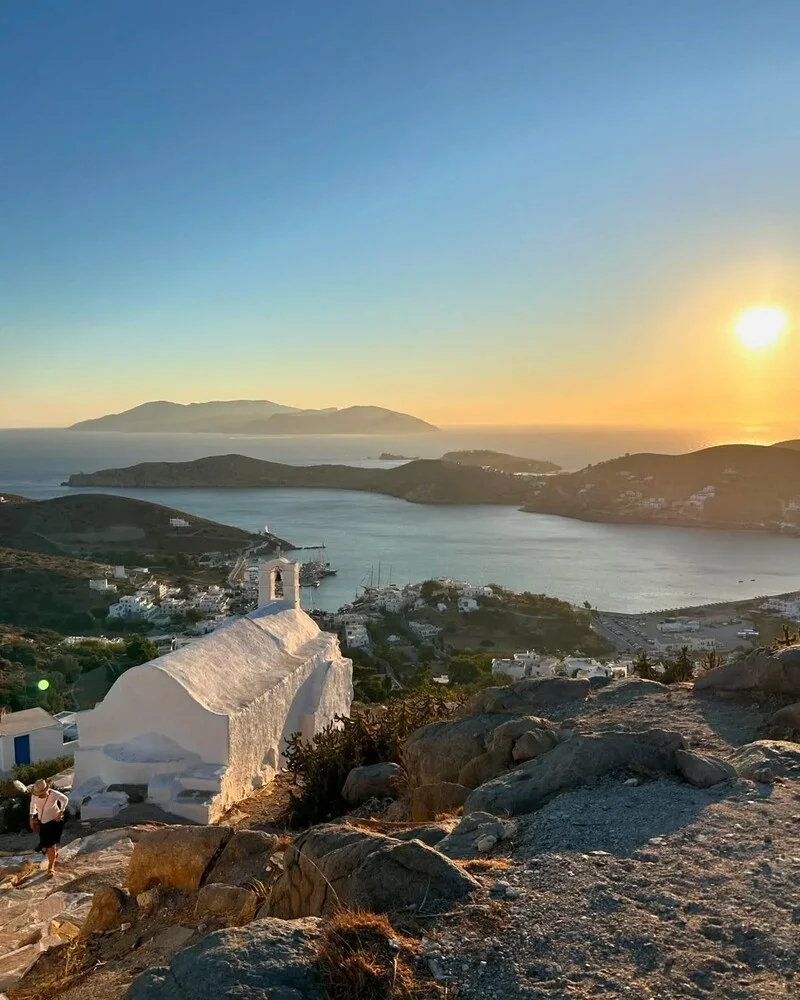 Ηλιοβασίλεμα στην Ίο